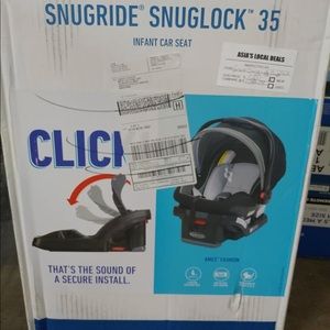 Brand New Graco Carseat